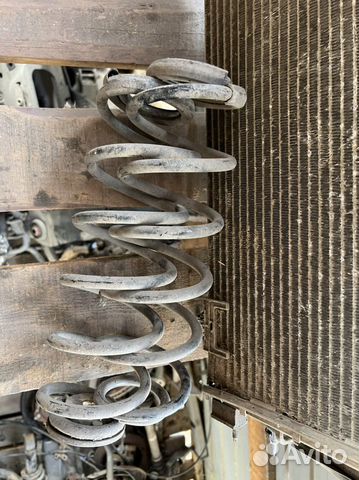 Пружина Citroen C4 первое поколение