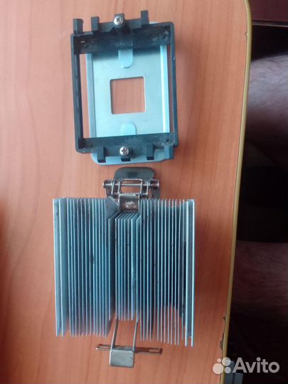 Процессор amd Athlon 64 с радиатором и креплением