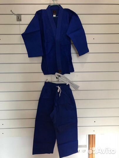 Кимоно для дзюдо, борьбы