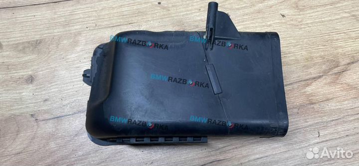 Воздуховод двс (Вентиляционный канал) BMW 7