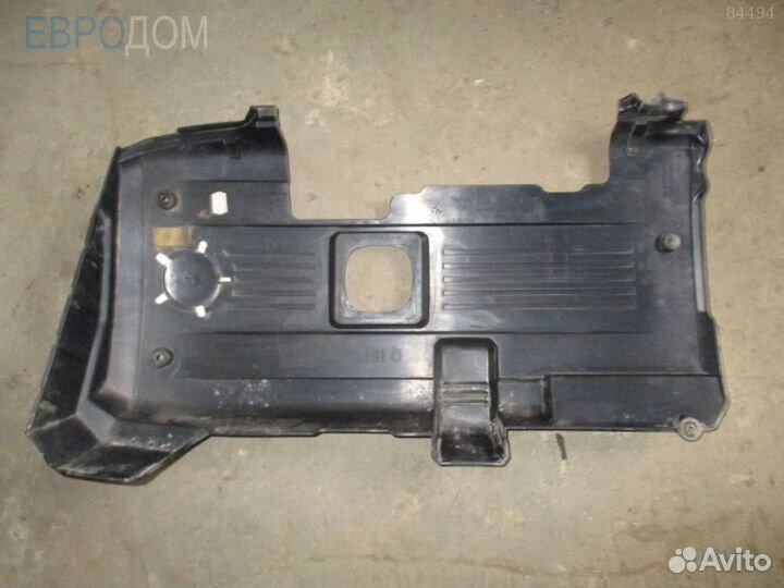 Декоративная крышка двигателя BMW E70
