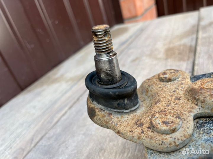 Рычаг передний правый Honda Civic 4D 1.3 2008