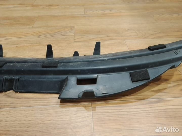 Решетка радиатора peugeot 308