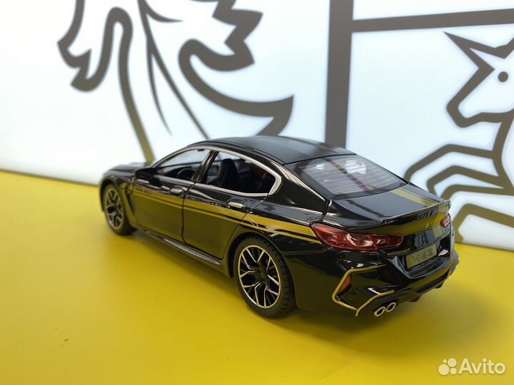 Bmw M8 Manhart / Металлическая Модель Игрушка