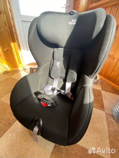 Автокресло britax romer trifix 2 i size