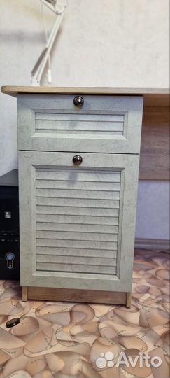 Письменный стол