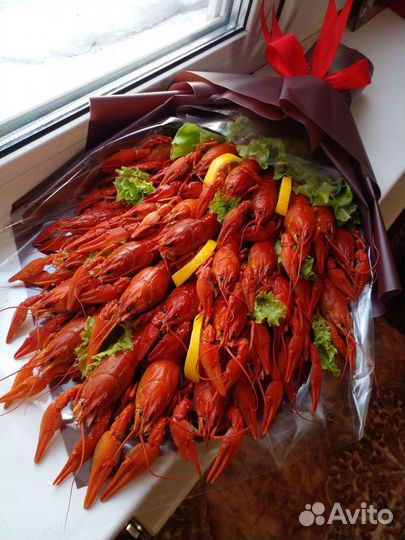 Съедобные букеты из колбас и морепродуктов