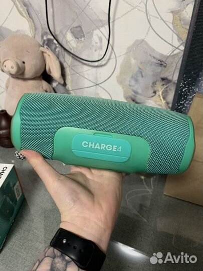 Колонка jbl charge 4