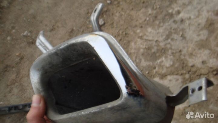 Атлас Насадка глушителя правая Geely Atlas 2016-20