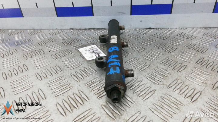 Топливная рампа Jaguar S-Type рест. 2004