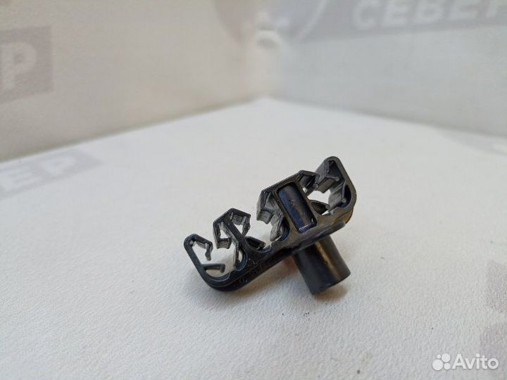 Держатель Volkswagen Tiguan 5N1 cawa 2010