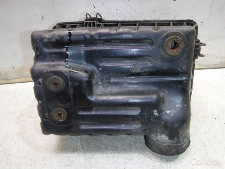 Корпус воздушного фильтра Hyundai Elantra