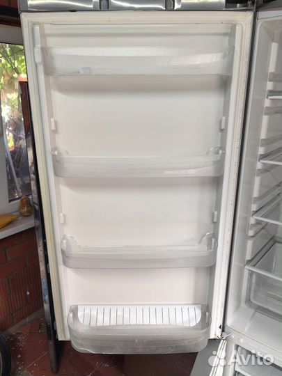 Холодильник б/у Indesit biaa18SH