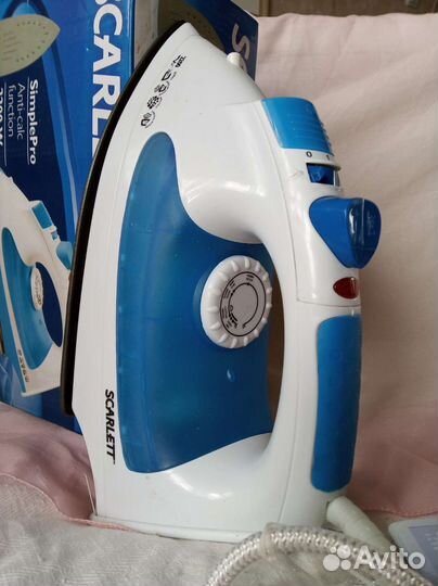 Утюг Scarlett новый
