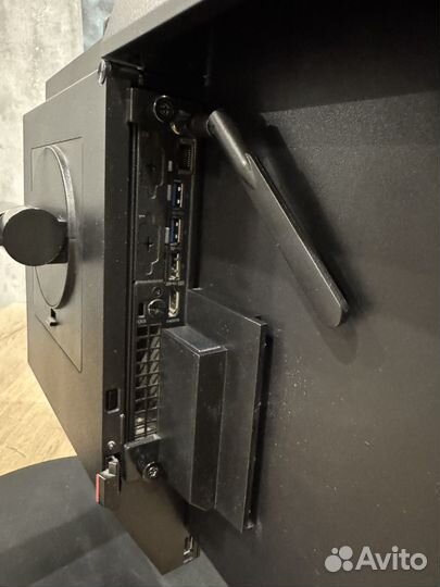 Lenovo thinkcentre m720q