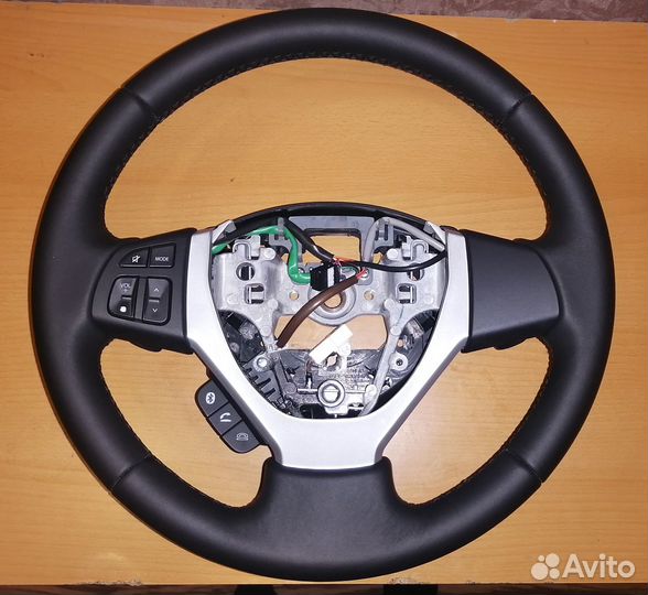 Рулевое колесо Suzuki Vitara IV