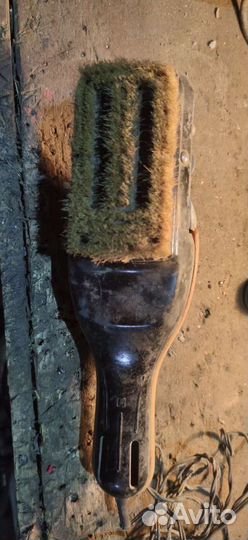 Электрощетка пылесос Ветерок 2