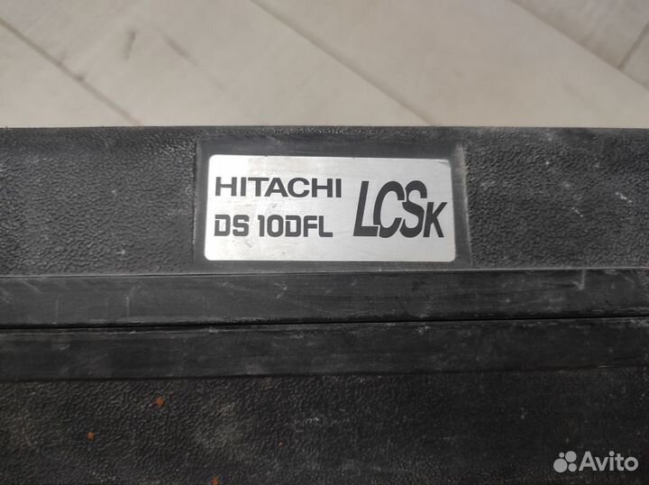 Шуруповерт hitachi ds 10dfl +4 акб