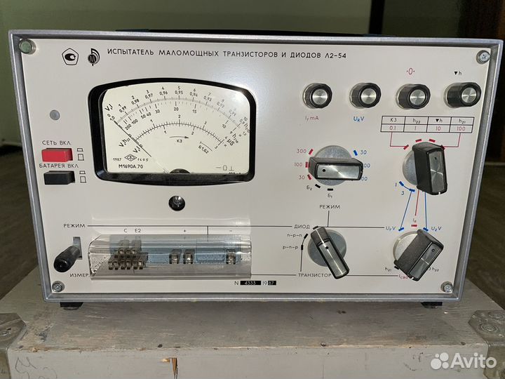 Испытатель маломощных транзисторов и диодов Л2-54