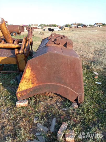 Фронтальный погрузчик, кун, навеска на К 701