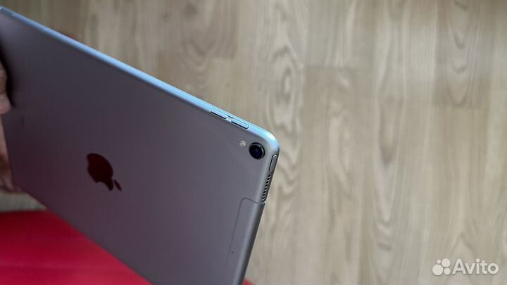 iPad pro 10.5 256 wifi+celluar