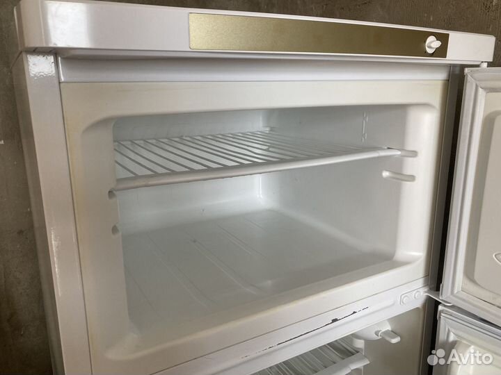 Холодильник indesit бу