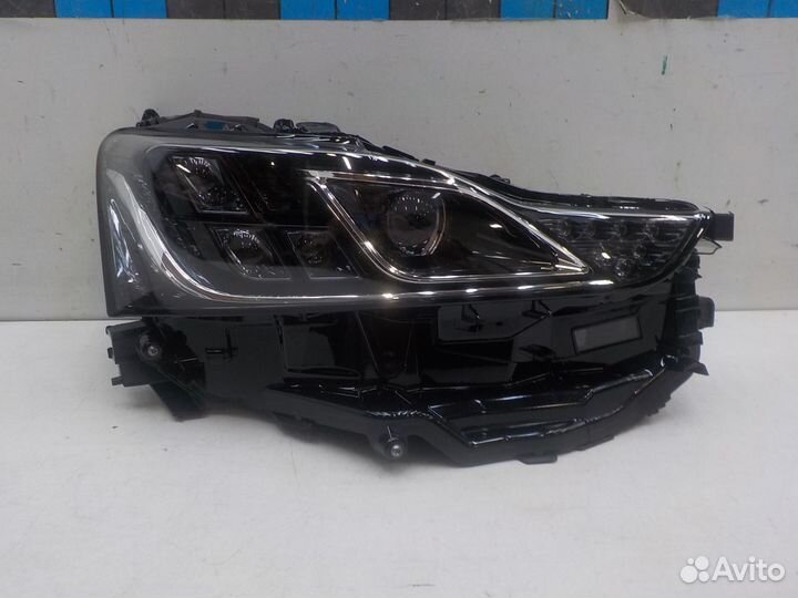 Фара правая Lexus IS200t/IS250/IS300/IS300h/IS350