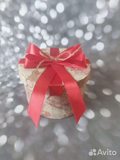 Коробка подарочная круглая