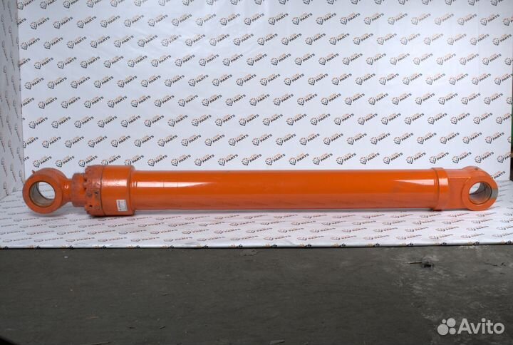 Гидроцилиндр ковша Hitachi zx330-3 4643260