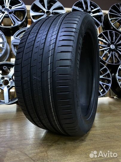 Michelin Latitude Sport 3 255/55 R18 105W