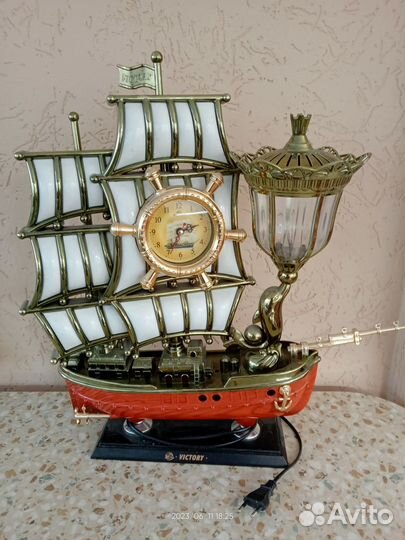 Часы-светильник