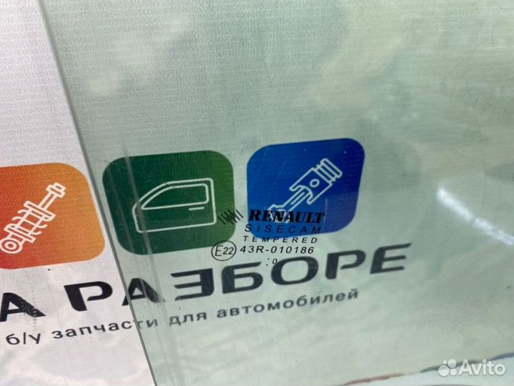 Стекло двери переднее правое Renault Logan Stepway