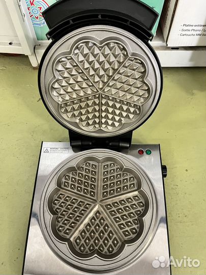 Вафельница Rommelsbacher WA 1000/E, черный