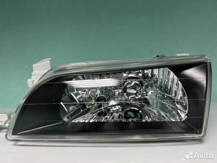 Фары Toyota Corolla 100 Стекло