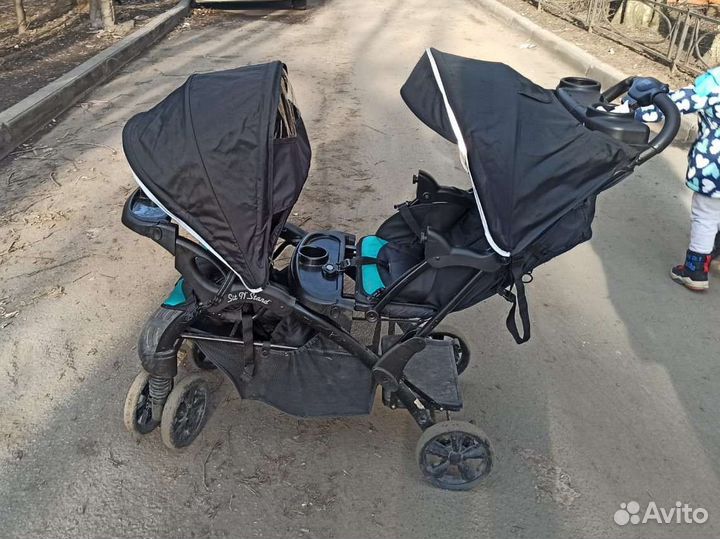 Коляска для двух детей