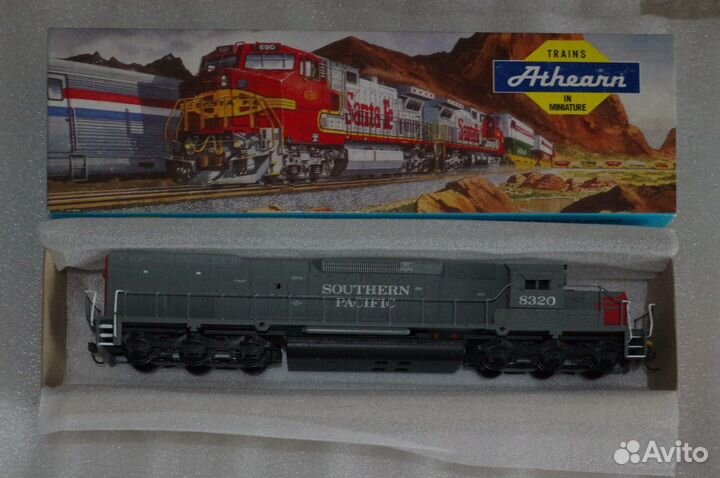 Тепловоз Athearn в коробке 6-осный, 1:87