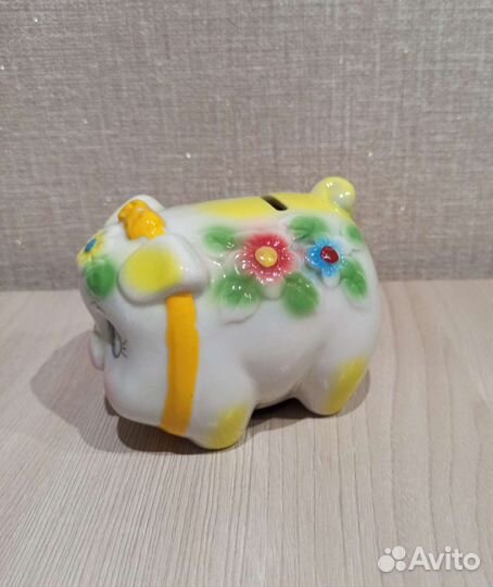 Свинка копилка фарфор