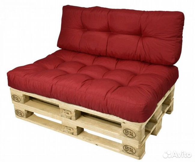 Диван из поддонов на балкон