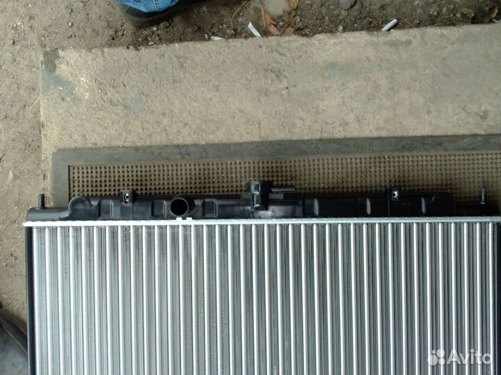 Ниссан Авенир, Вингроуд Радиатор охлаждения