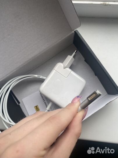 Зарядка на macbook