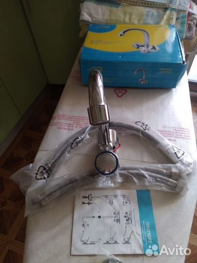 Смеситель для раковины Новый + гибкая подводка