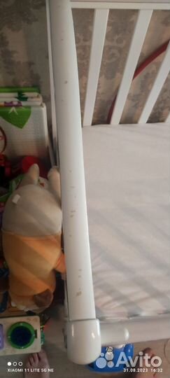 Детская кроватка с матрасом