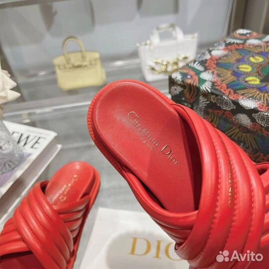 Шлёпанцы кожаные Dior