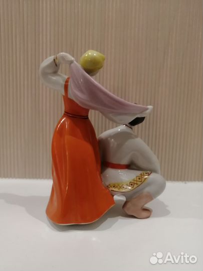 Статуэтка Русский танец фарфор СССР Полонное