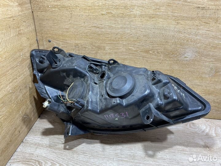 Фара передняя левая Renault Scenic 2 дорест 142531