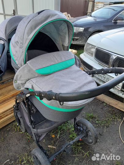 Продам детскую коляску 3 в 1