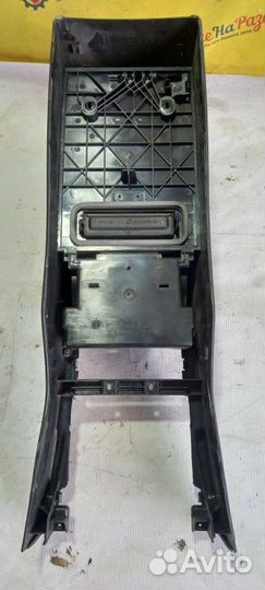 Консоль между сидений Мерседес-Бенс E-Класс W 210