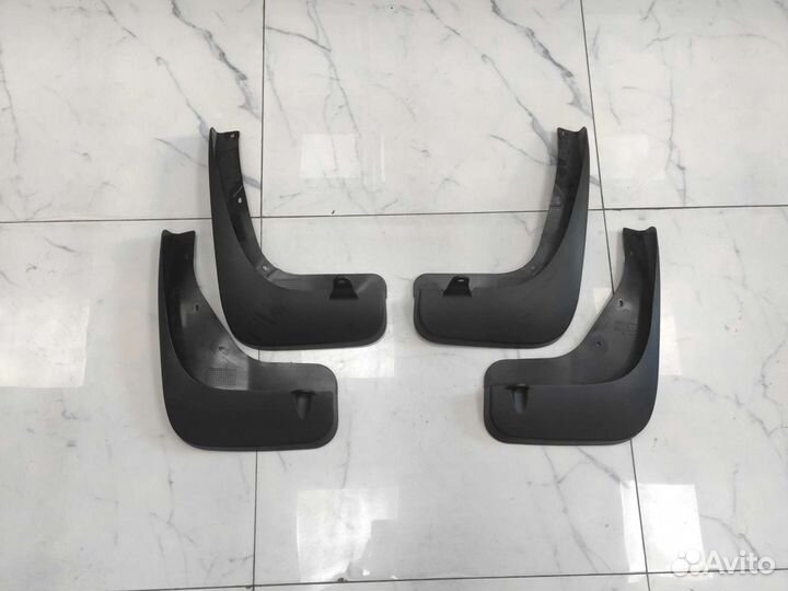 Комплект брызговиков Infiniti FX35 2009-2012