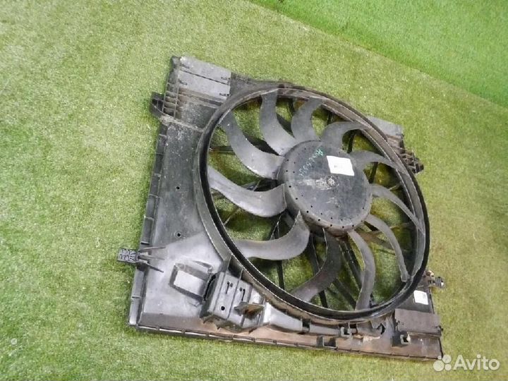 Вентилятор радиатора в сборе с диффузором Mercedes-Benz GLE