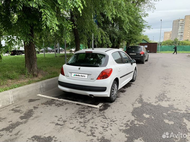 Peugeot 207 1.6 AT, 2009, 130 000 км